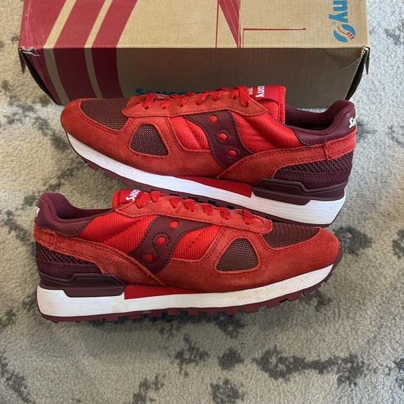 Saucony shadow red burgundy men’s shoes - Picture 2 of 9